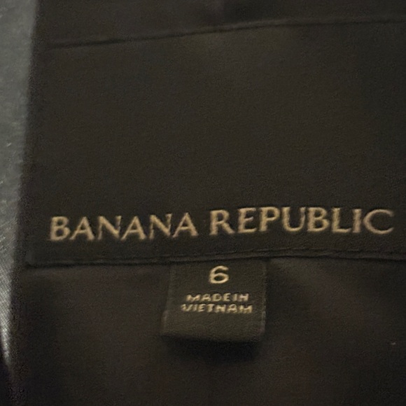 Banana Republic Black Women's Blazer - Picture 3 of 9
